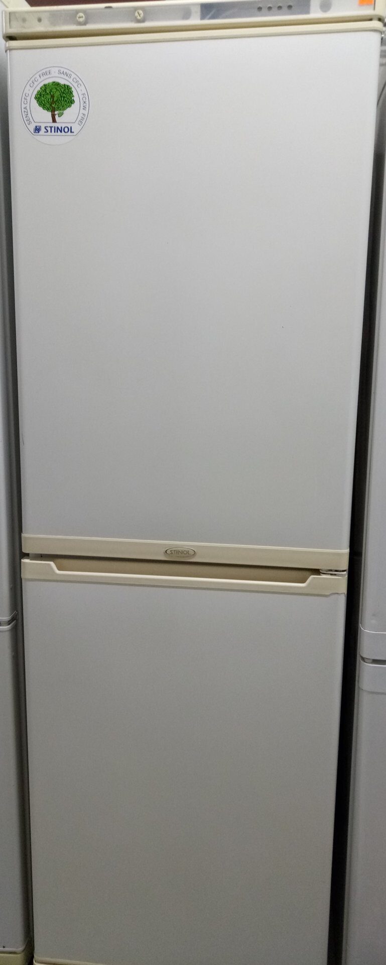 Холодильник Stinol 102 EL