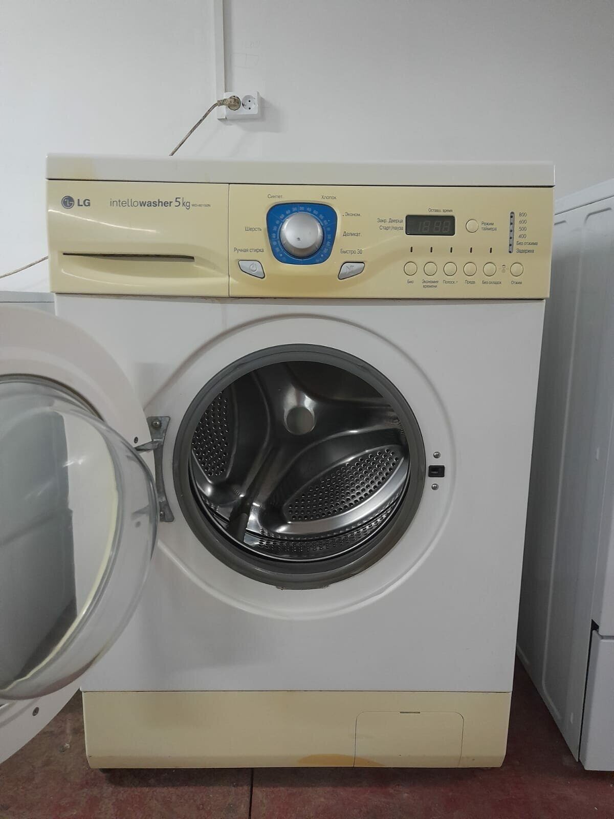 Lg intellowasher 3.5 kg. LG Intellowasher 5kg.